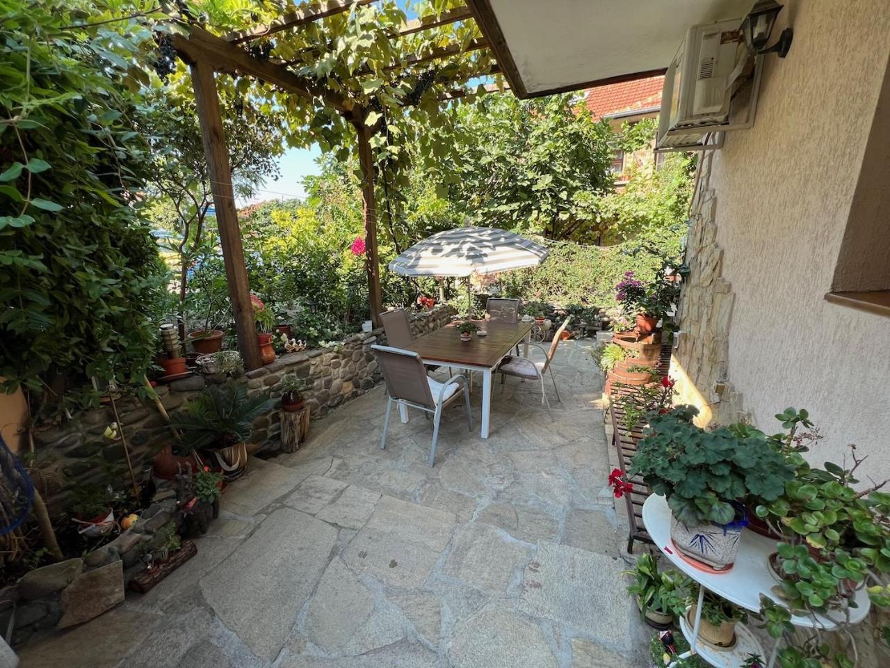 Family Hotel Emilia Sozopol Exterior photo